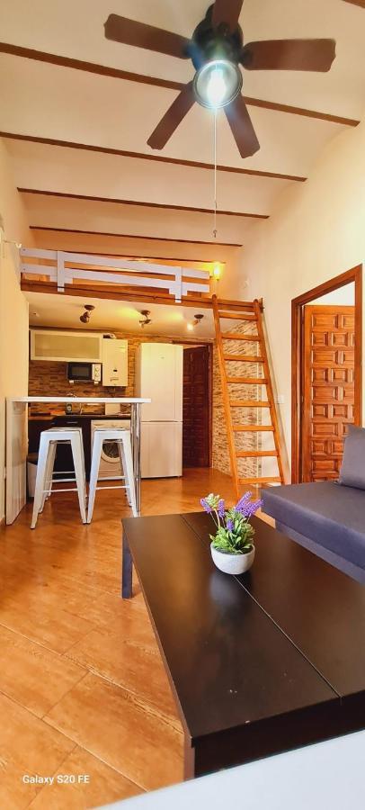 Magnifico Tipo Duplex En Triana Appartement
